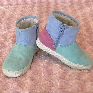 Cat & Jack Multicolor Arlo Winter Boots